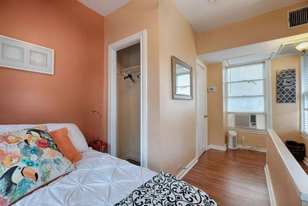 Centrally Located Cozy Tiny Loft, Near Acl, Sxsw, Zilker, 6Th Street Austin Exterior photo